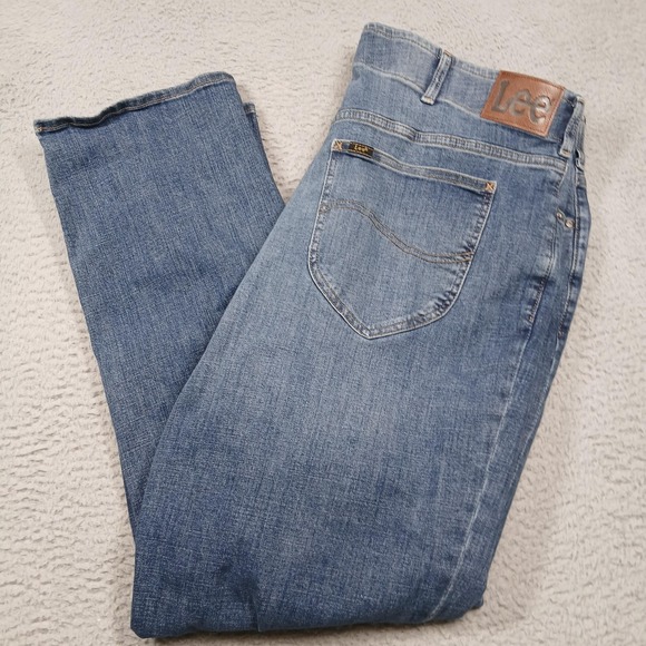 Lee Jeans Mens 44x32 Blue Extreme Motion MVP Relaxed Straight Leg Stretch Denim - Picture 1 of 10